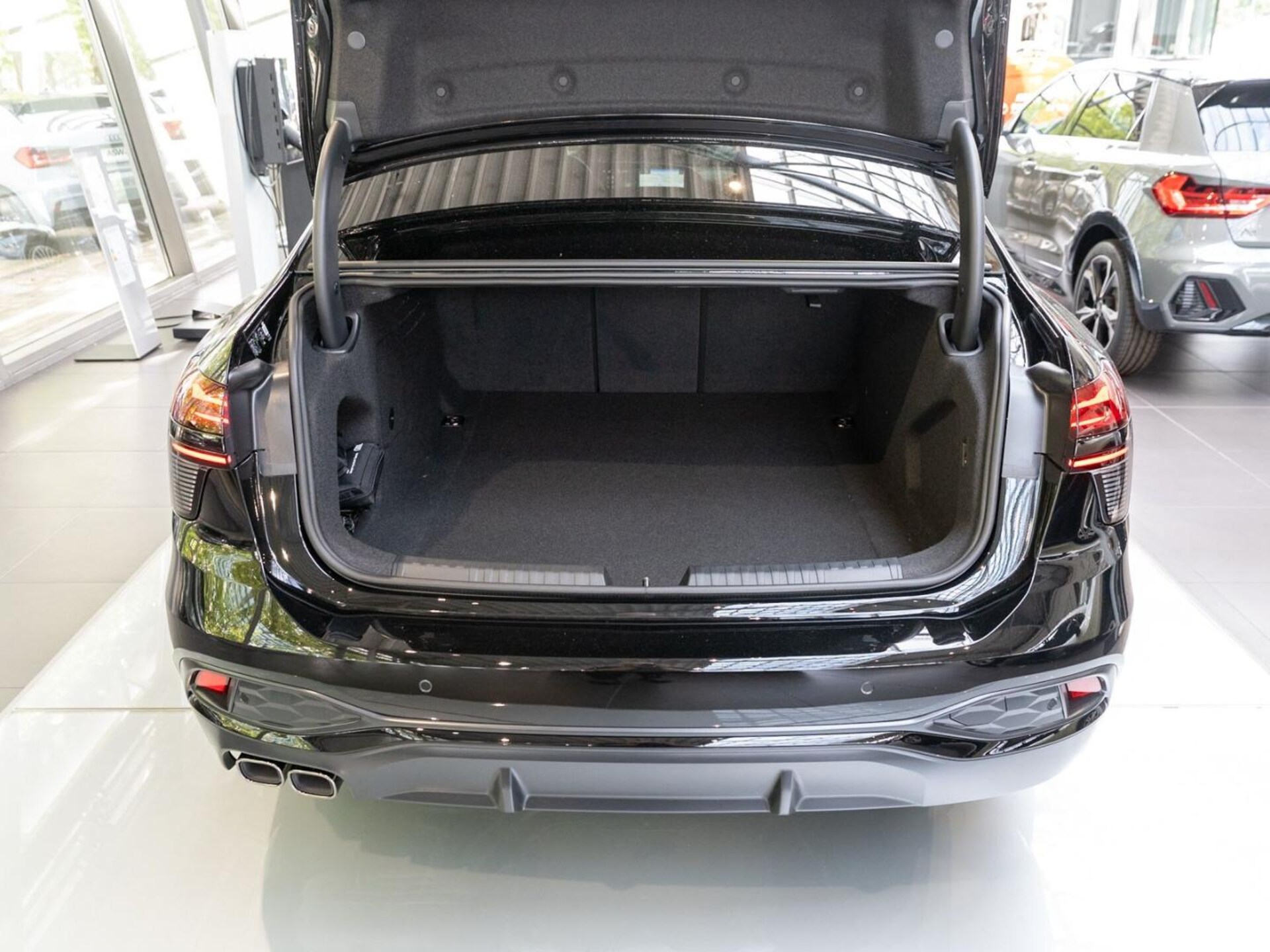 Audi A6 Limousine edition one