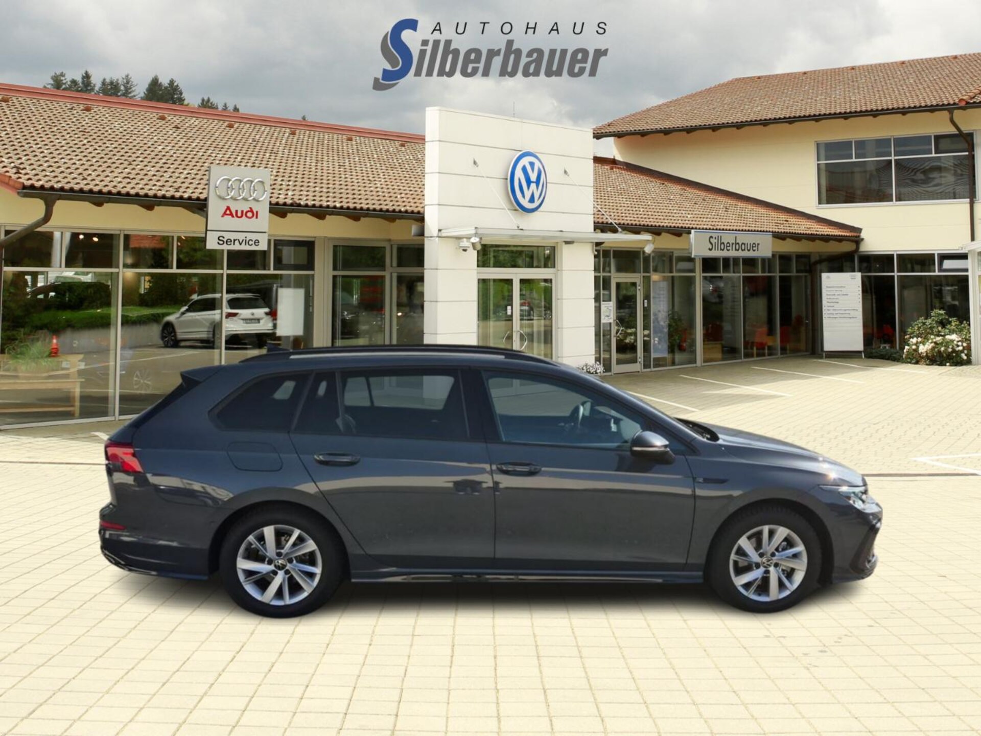 Volkswagen Golf Variant R-Line