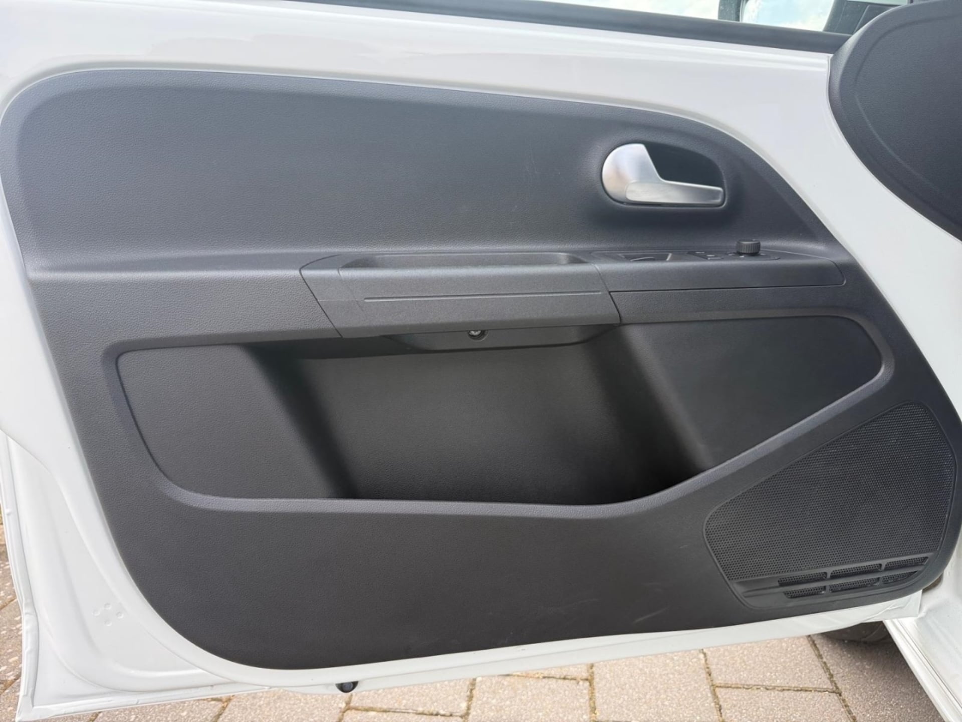 Volkswagen e-up! Style "Plus"