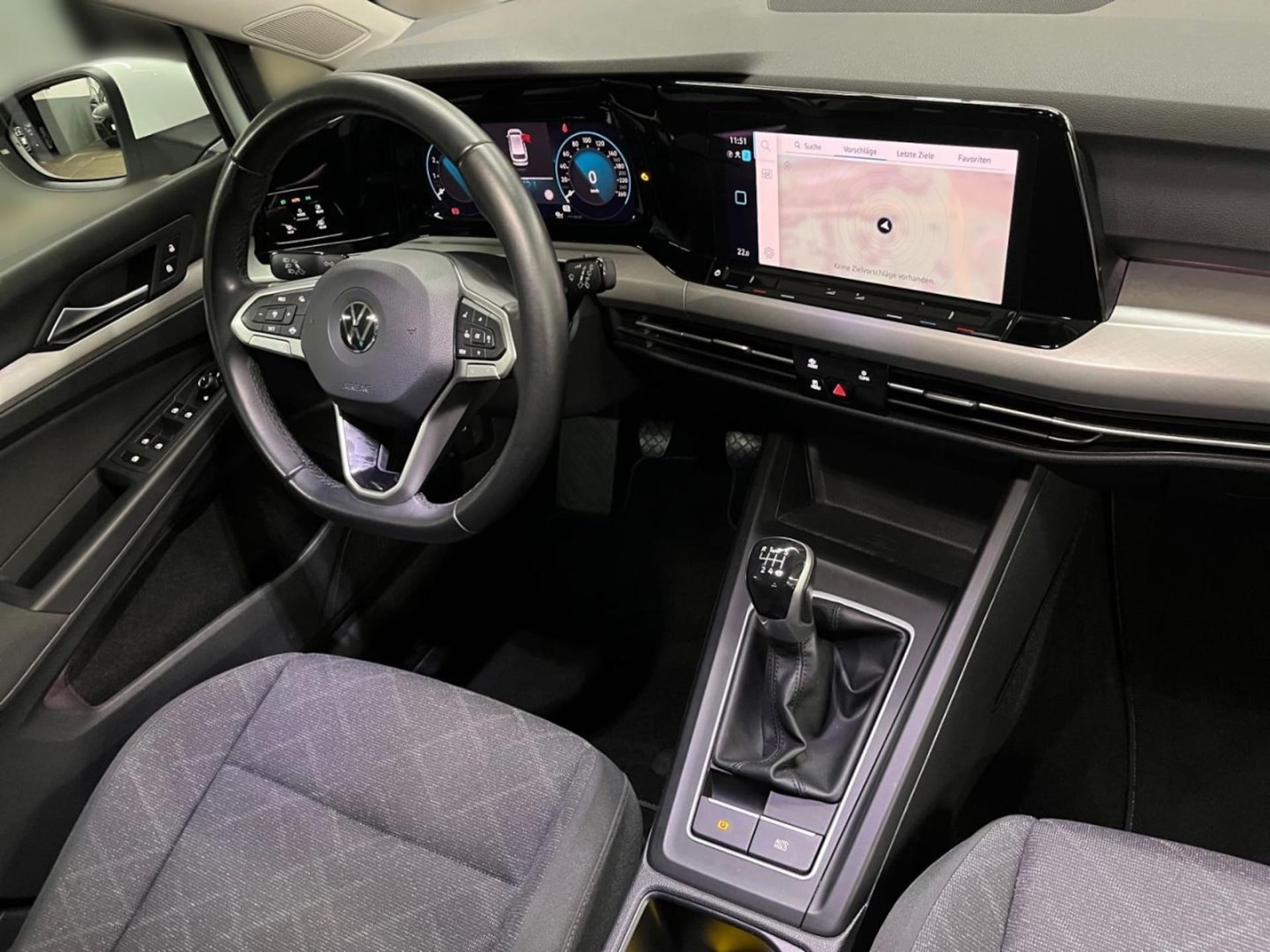 Volkswagen Golf Variant Life