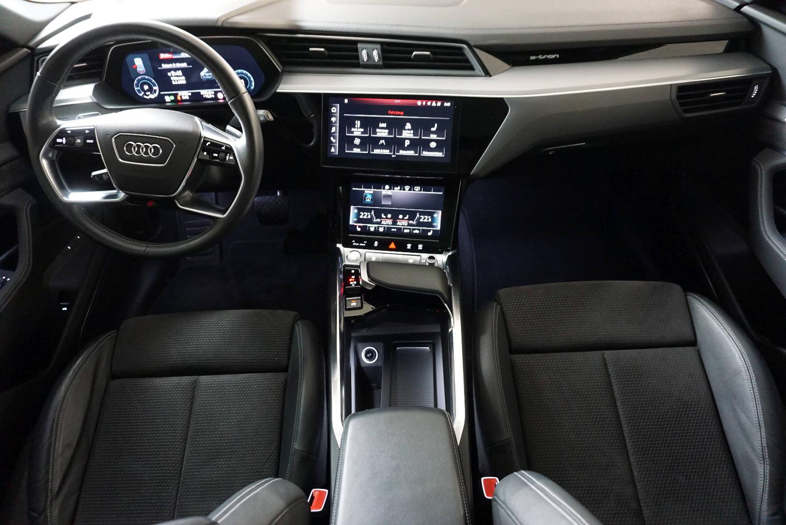 Image about Audi e-tron advanced 55 quattro 300,00 kW