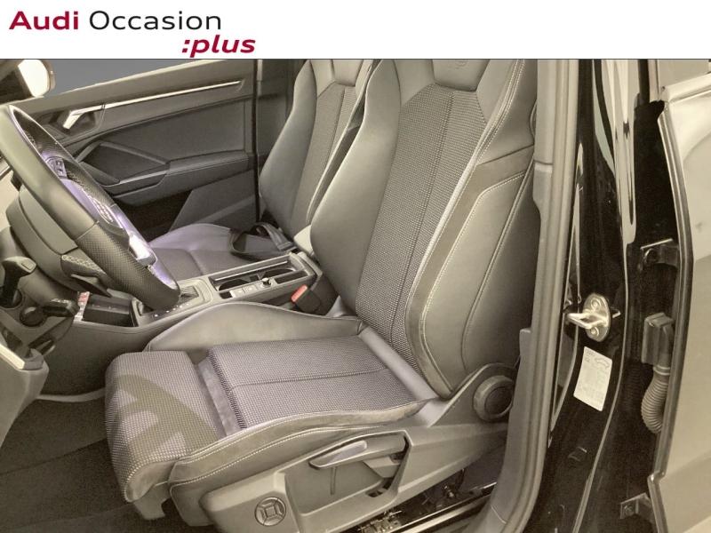 Image about Audi Q3 Sportback TFSI e S line 45 TFSI e 180 kW (245 ch) S tronic