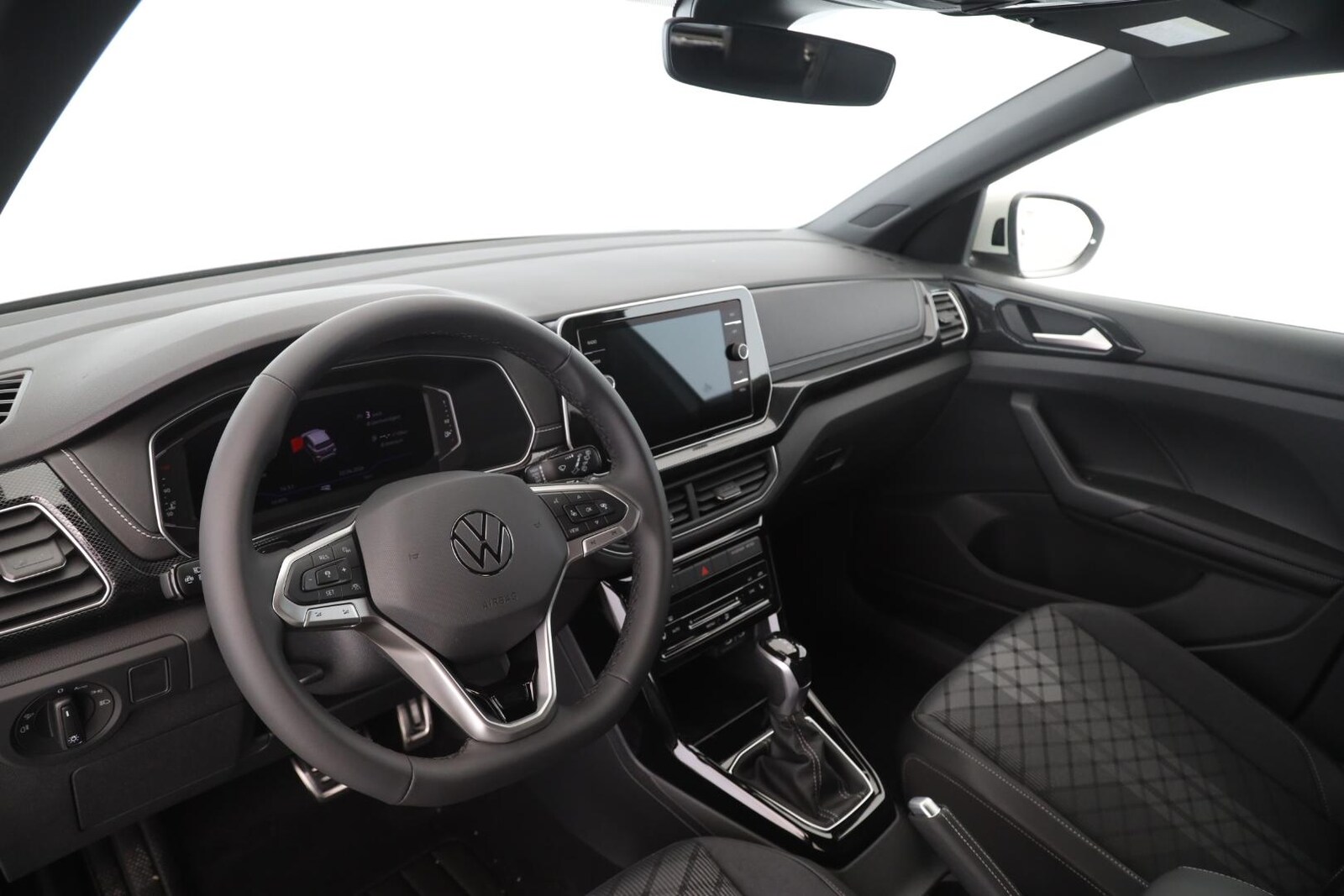 Volkswagen T-Cross – Bild 11