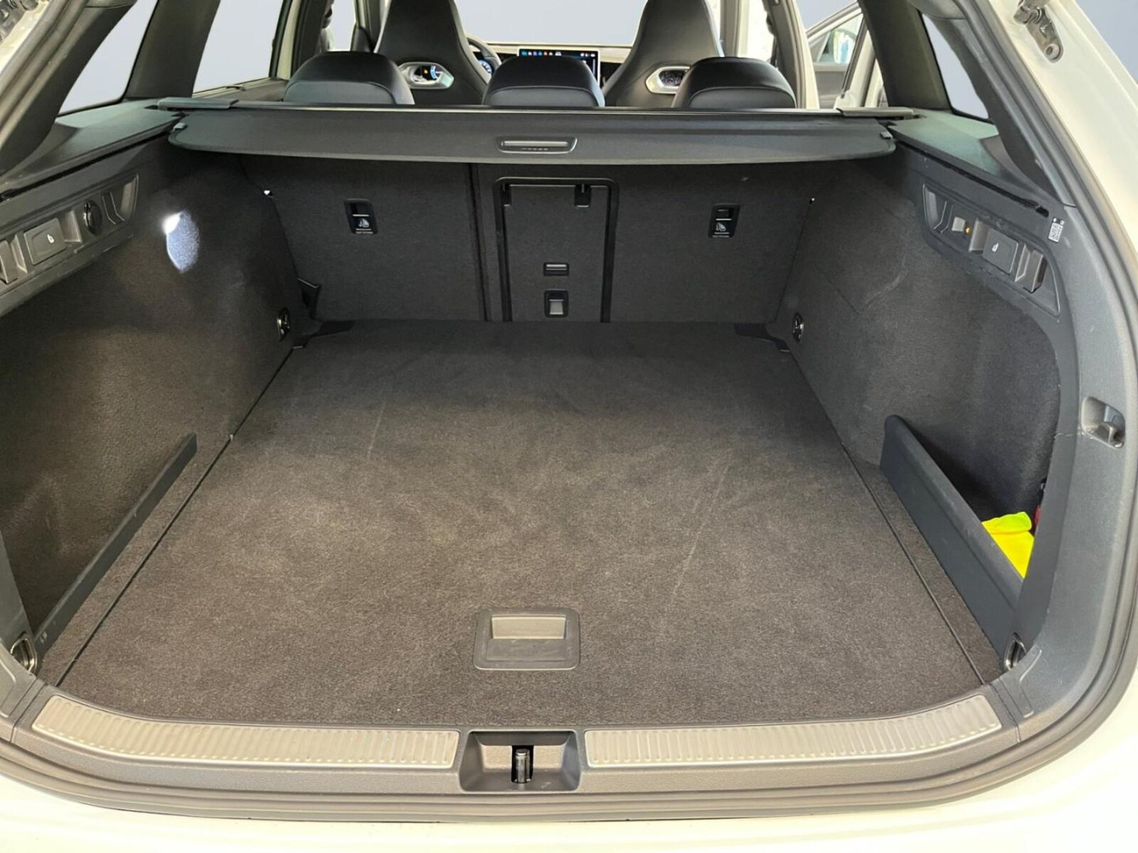 Volkswagen Passat – Bild 14