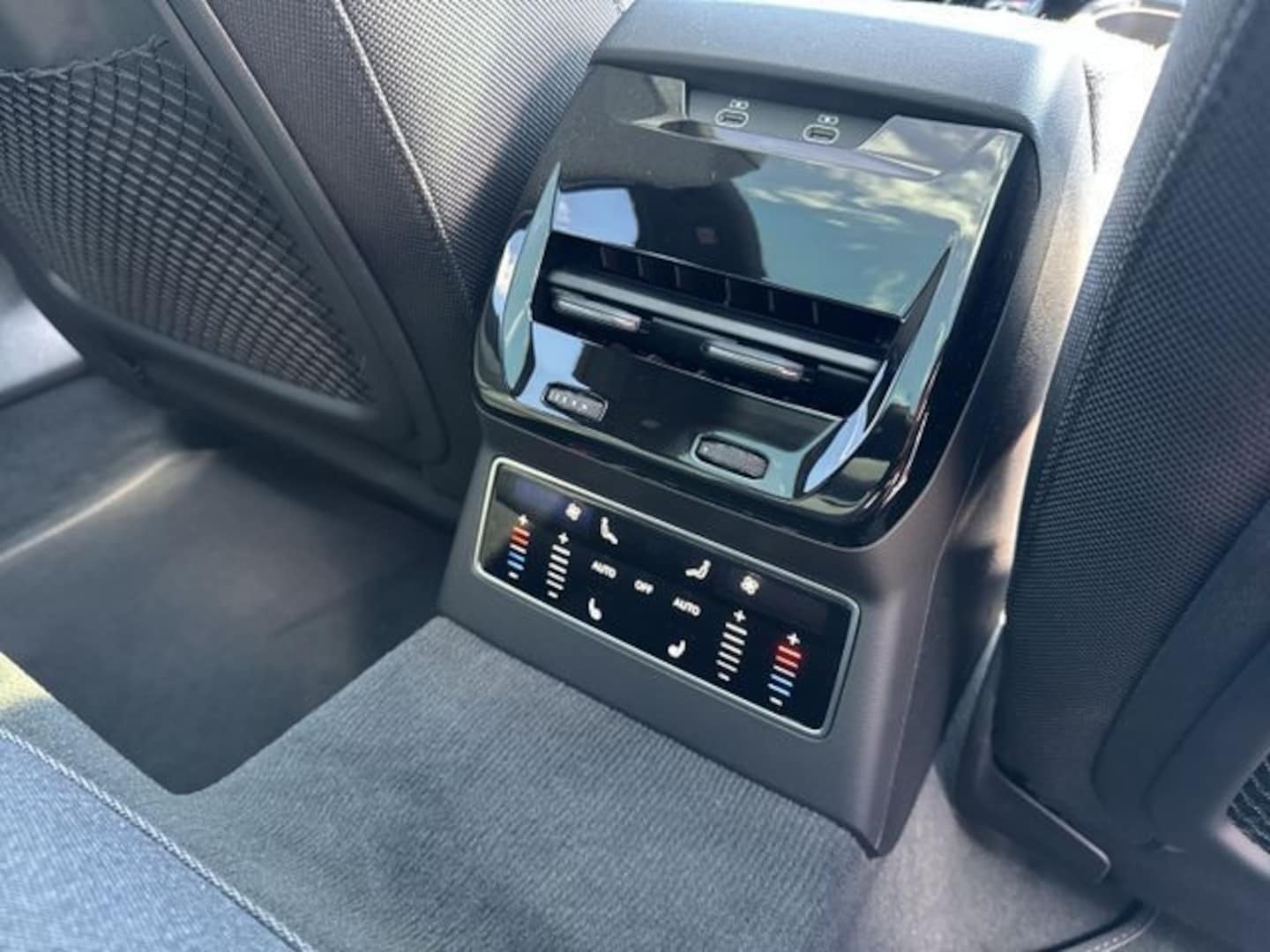 Bild über Audi A6 Avant edition one TDI quattro 150 kW S tronic - für weitere Informationen kontaktieren Sie den Audi Partner