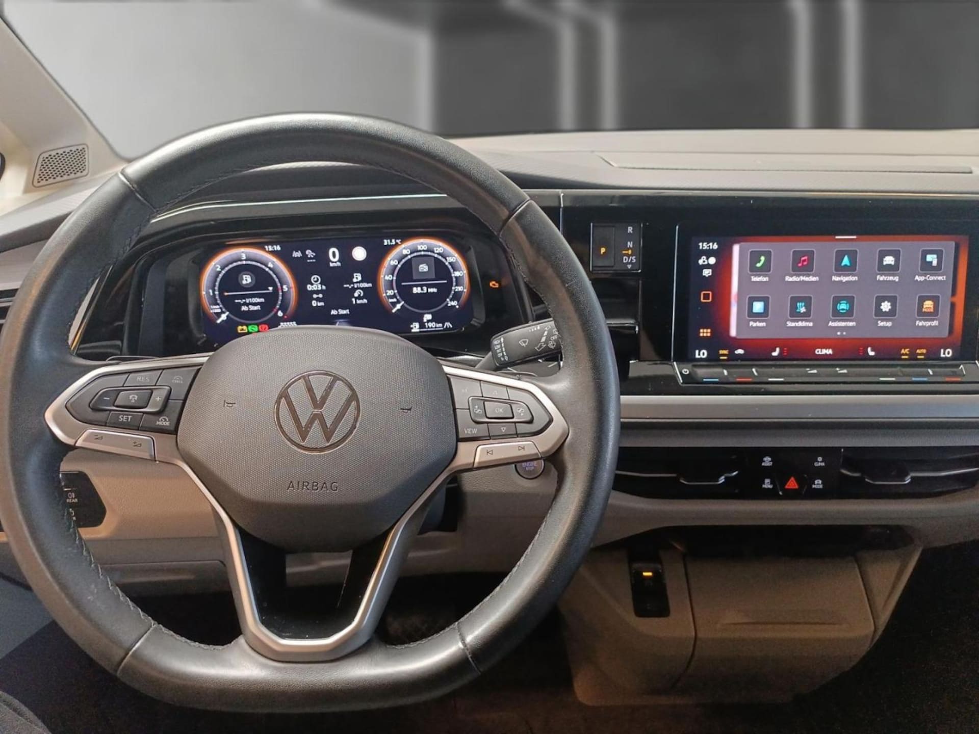 Volkswagen Multivan Life