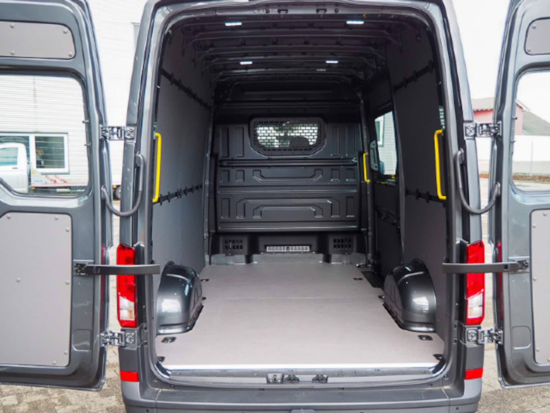 Volkswagen Crafter Kasten mittlerer Radstand