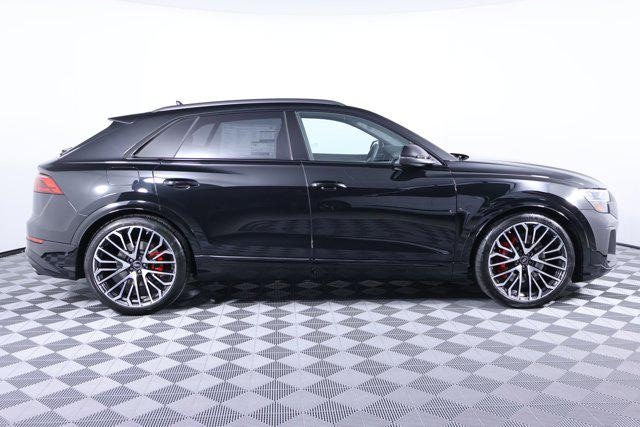 2026 Audi SQ8 Prestige - Photo 8
