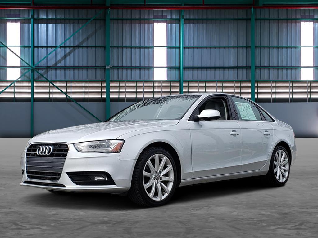 2013 Audi A4 2.0T quattro manual Premium's photo