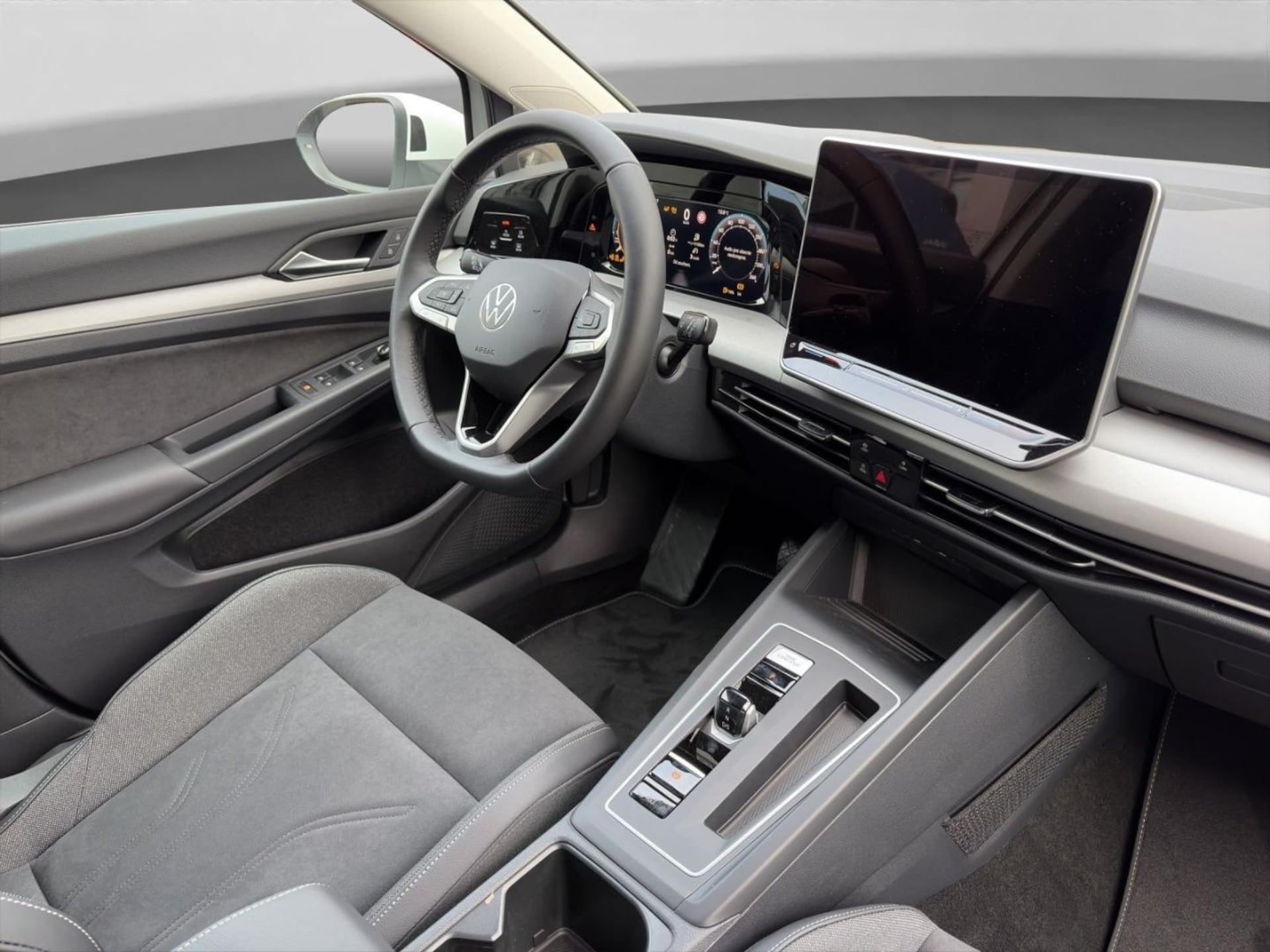Volkswagen Golf Variant Life