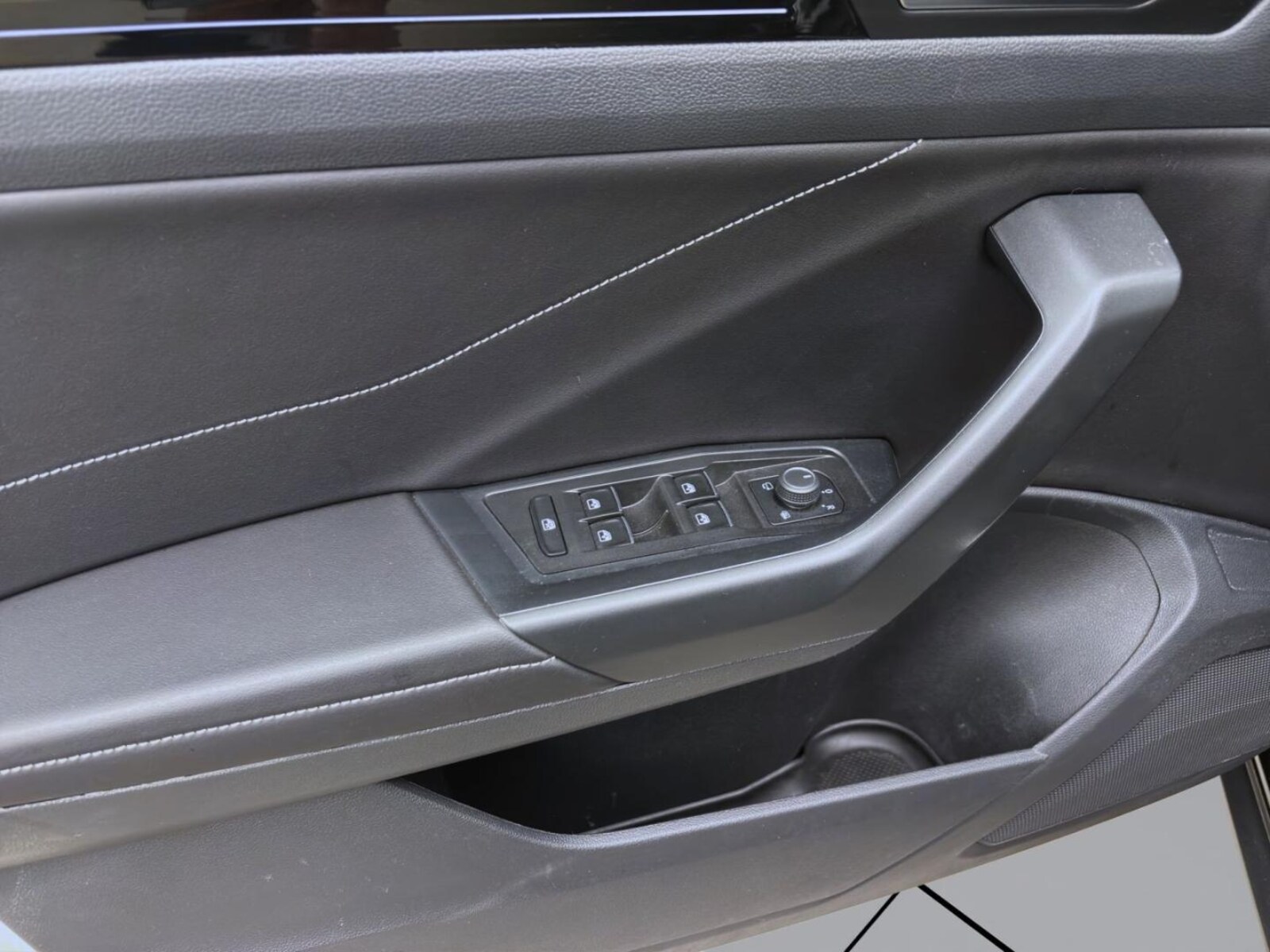 Volkswagen T-Roc – Bild 11