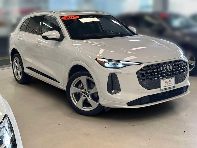 Photo of 2025 Audi Q5