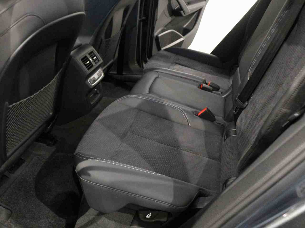 Image about Audi Q5 Sportback 40 TDI quattro S line