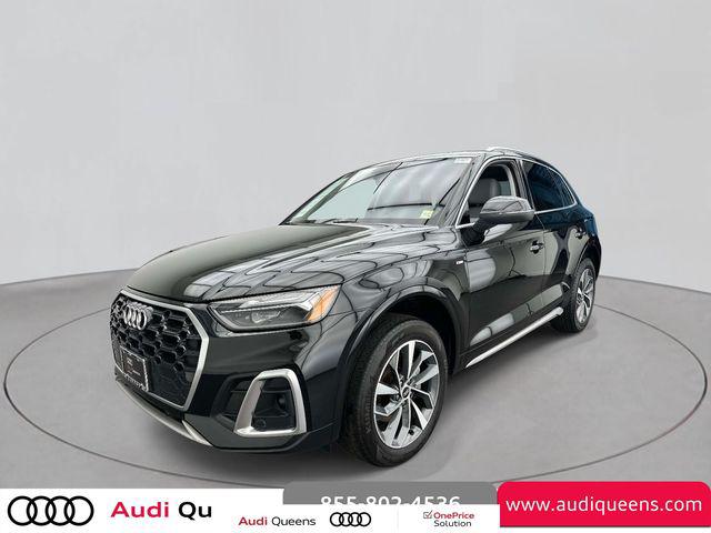 2023 Audi Q5 45 Premium Plus's photo