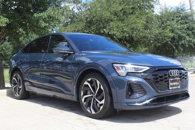 2024 Audi Q8 Sportback e-tron