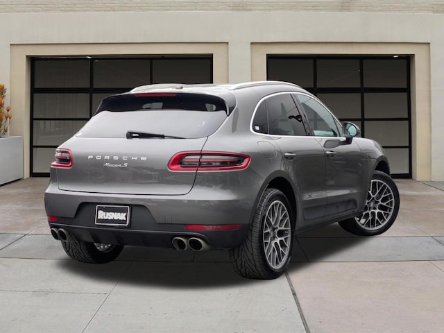 2015 Porsche Macan