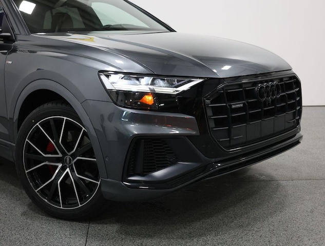 2021 Audi Q8