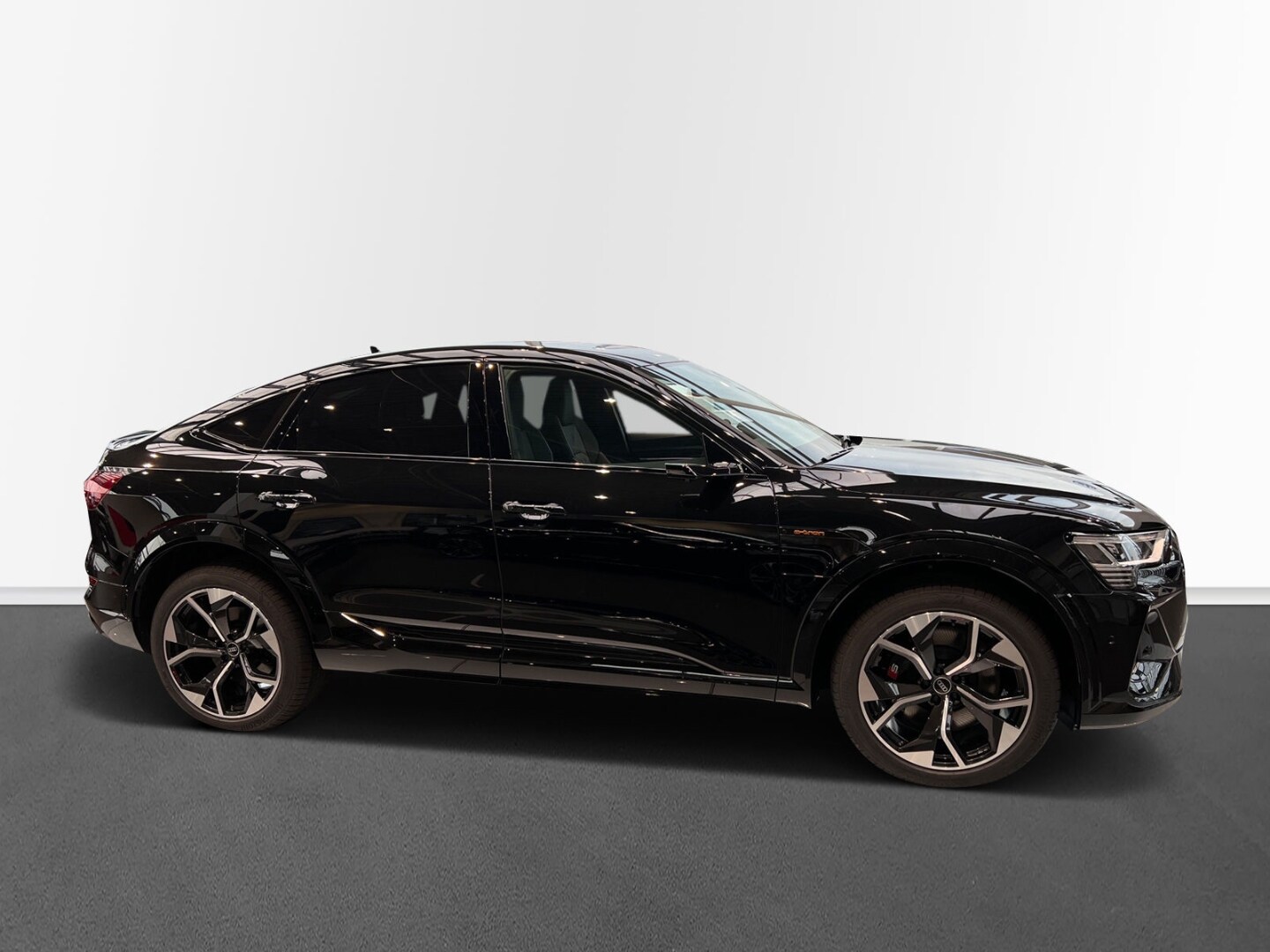 Image about Audi e-tron S Sportback S e-tron quattro