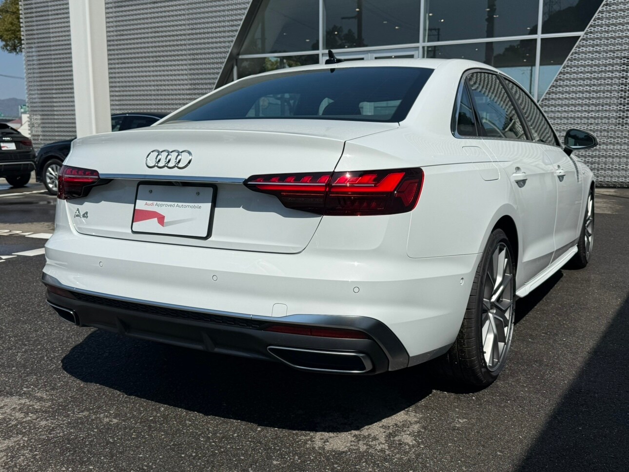Image about Audi A4 Sedan 35 TDI S line 120(163) kW(PS) S tronic