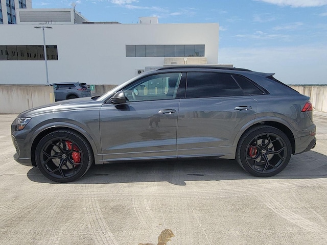 2026 Audi RS Q8 SUV performance