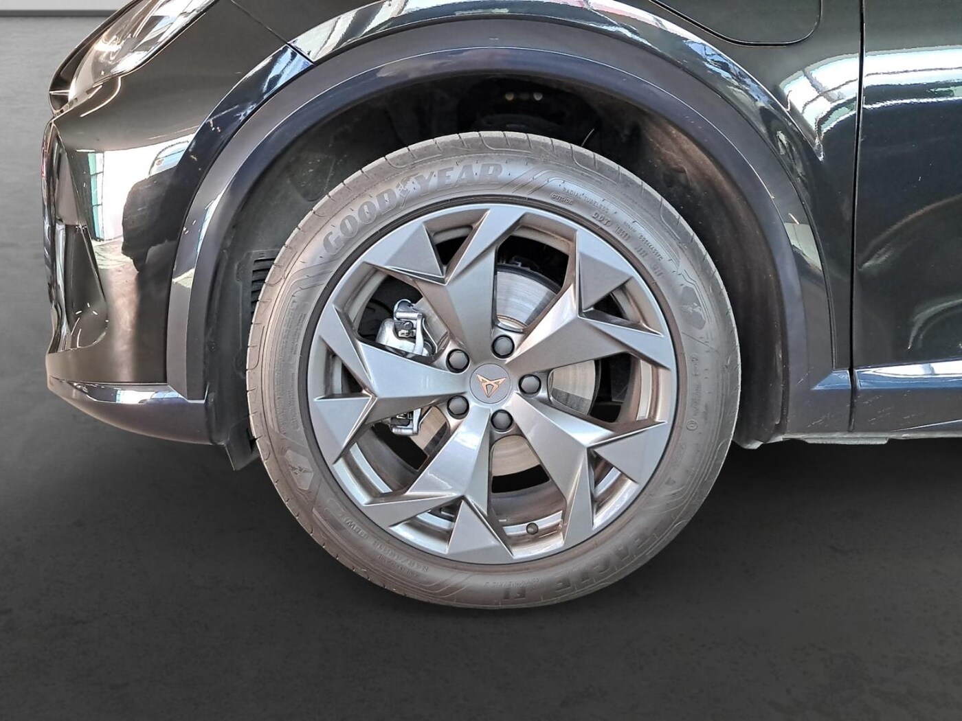 CUPRA Formentor 1.5 TSI e-Hybrid DSG 150 kW (204 CV) — photo 8