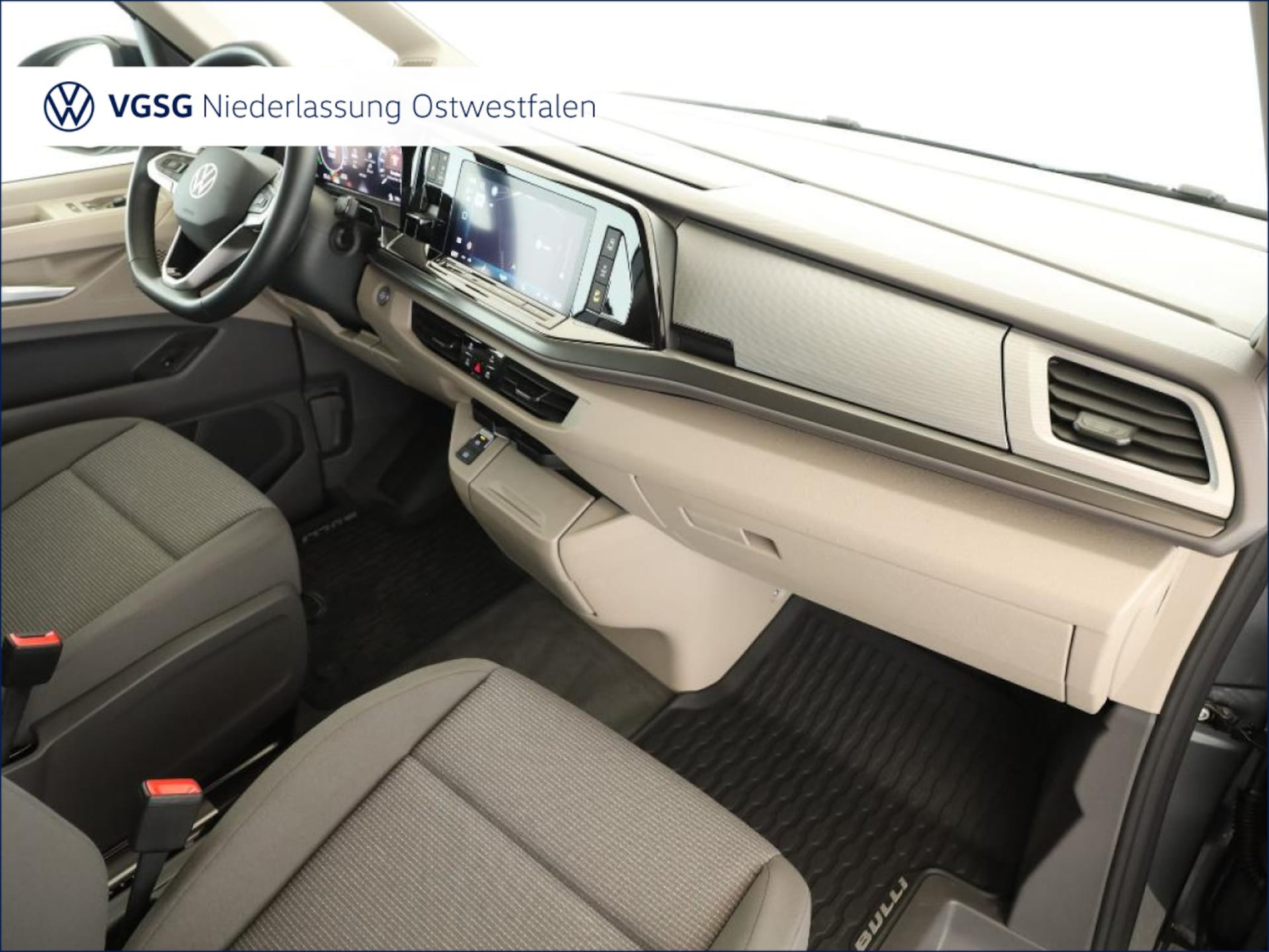 Volkswagen Multivan Langversion Basis-Modell