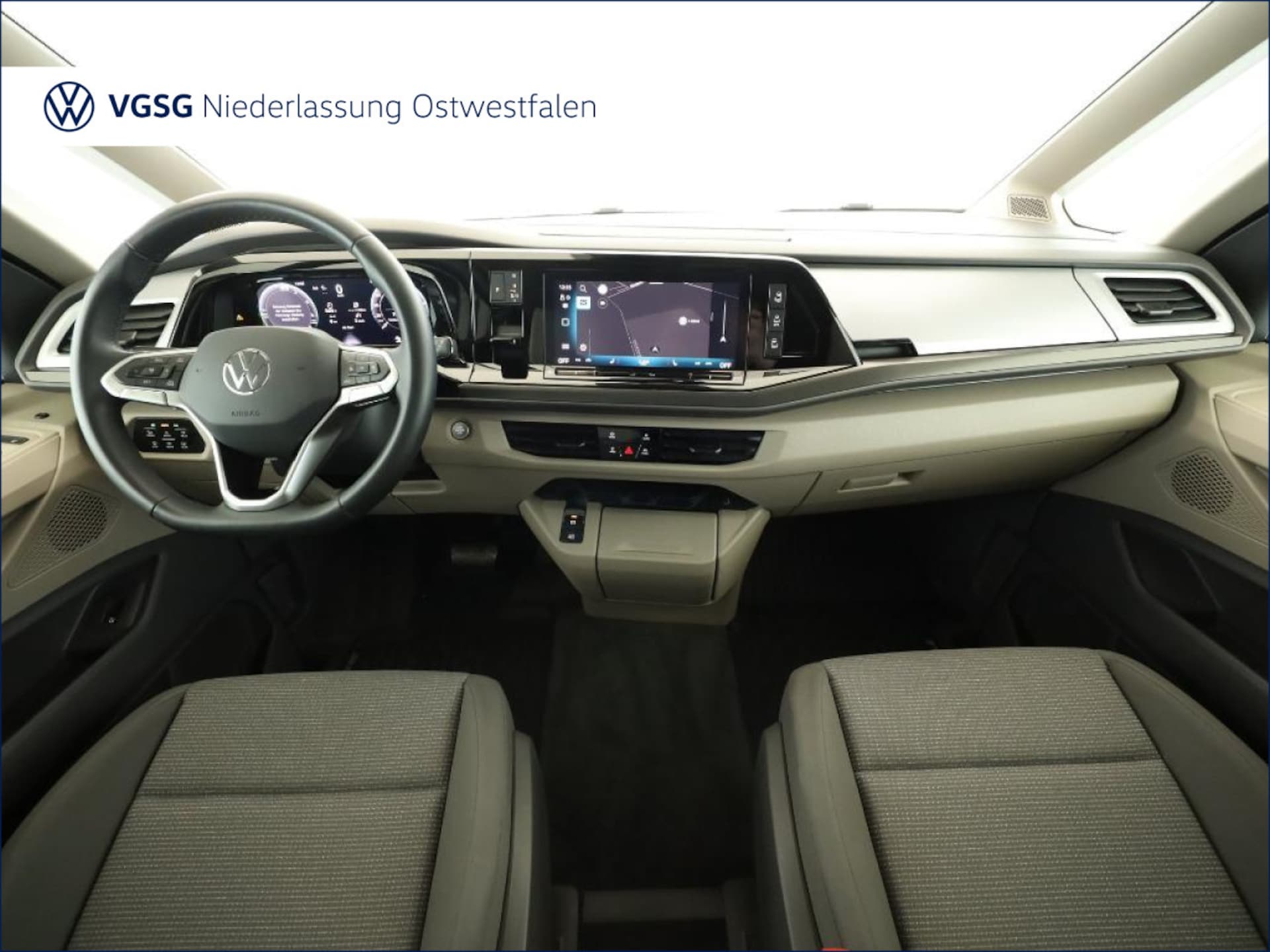 Volkswagen Multivan Langversion Basis-Modell