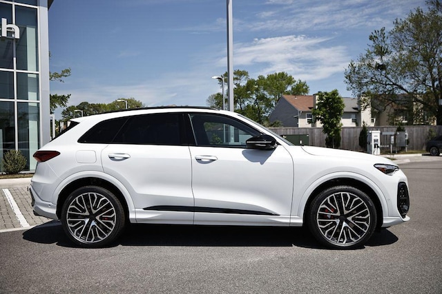 2026 Audi SQ5