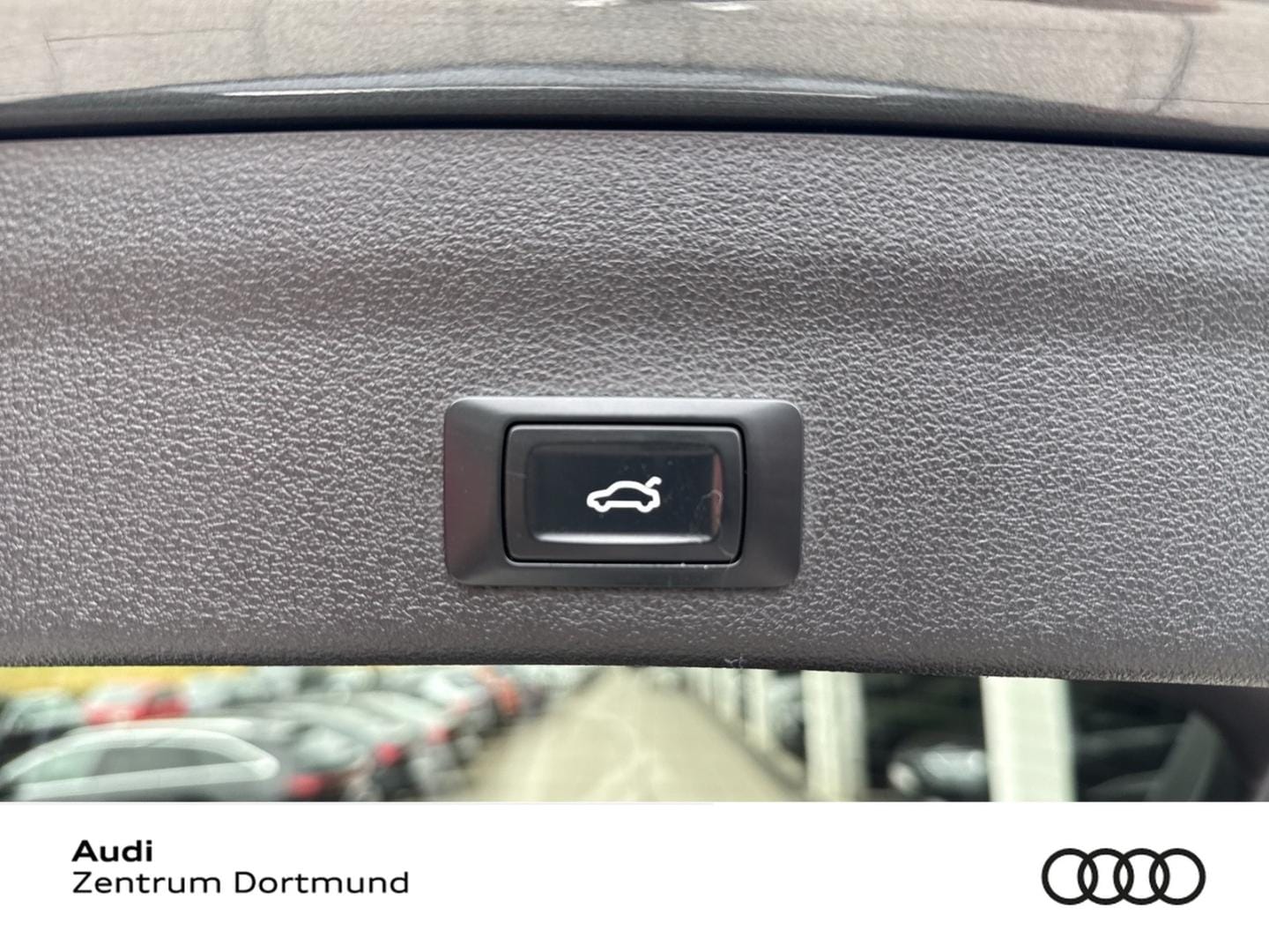 Bild über Audi S6 Avant TDI quattro tiptronic - für weitere Informationen kontaktieren Sie den Audi Partner