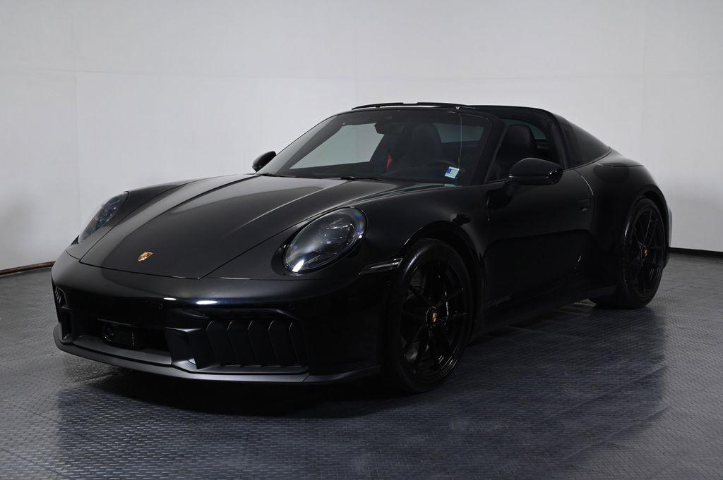 2026 Porsche 911 GTS