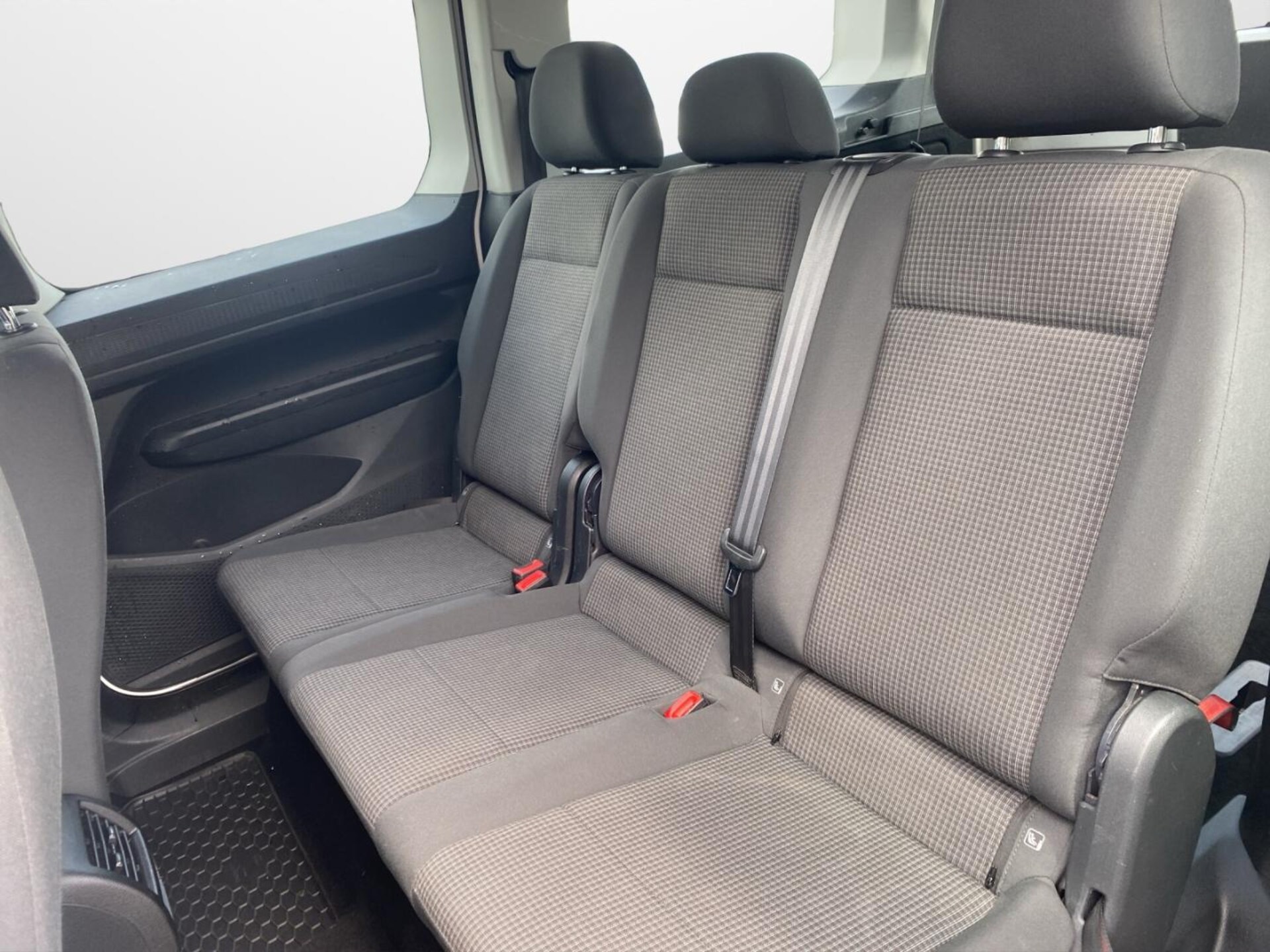 Volkswagen Caddy Maxi Basis-Modell