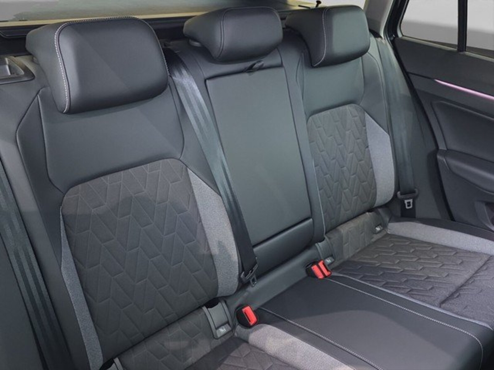 Volkswagen Golf Variant – Bild 8