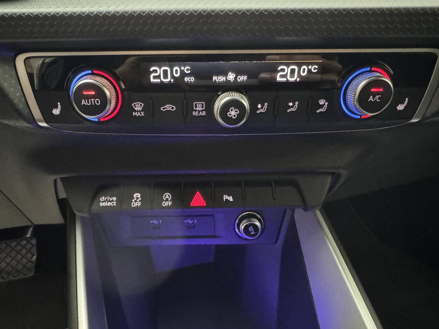 Image about Audi A1 allstreet Design Luxe 30 TFSI 81 kW (110 ch) S tronic