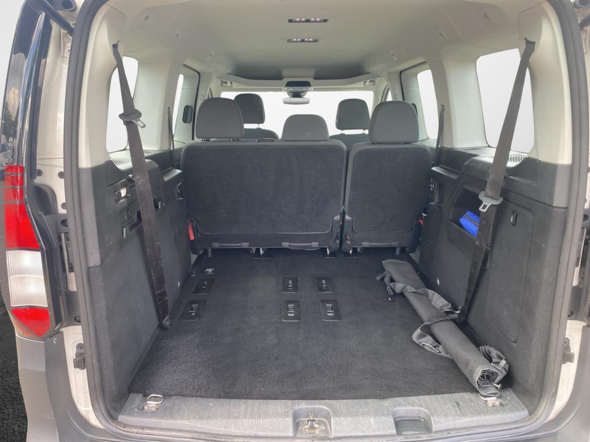 Volkswagen Caddy Maxi Basis-Modell