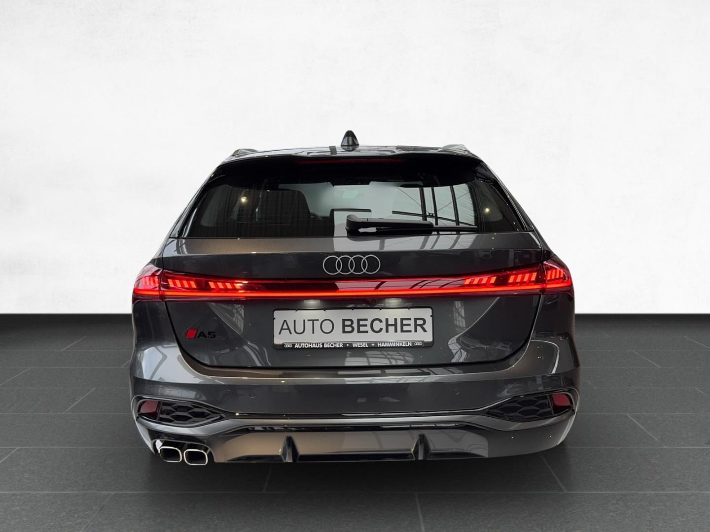 Bild über Audi A5 Avant TDI 150 kW S tronic - für weitere Informationen kontaktieren Sie den Audi Partner