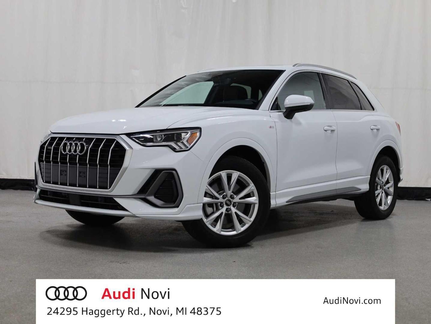2025 Audi Q3 45 TFSI S Line Premium Plus quattro's photo