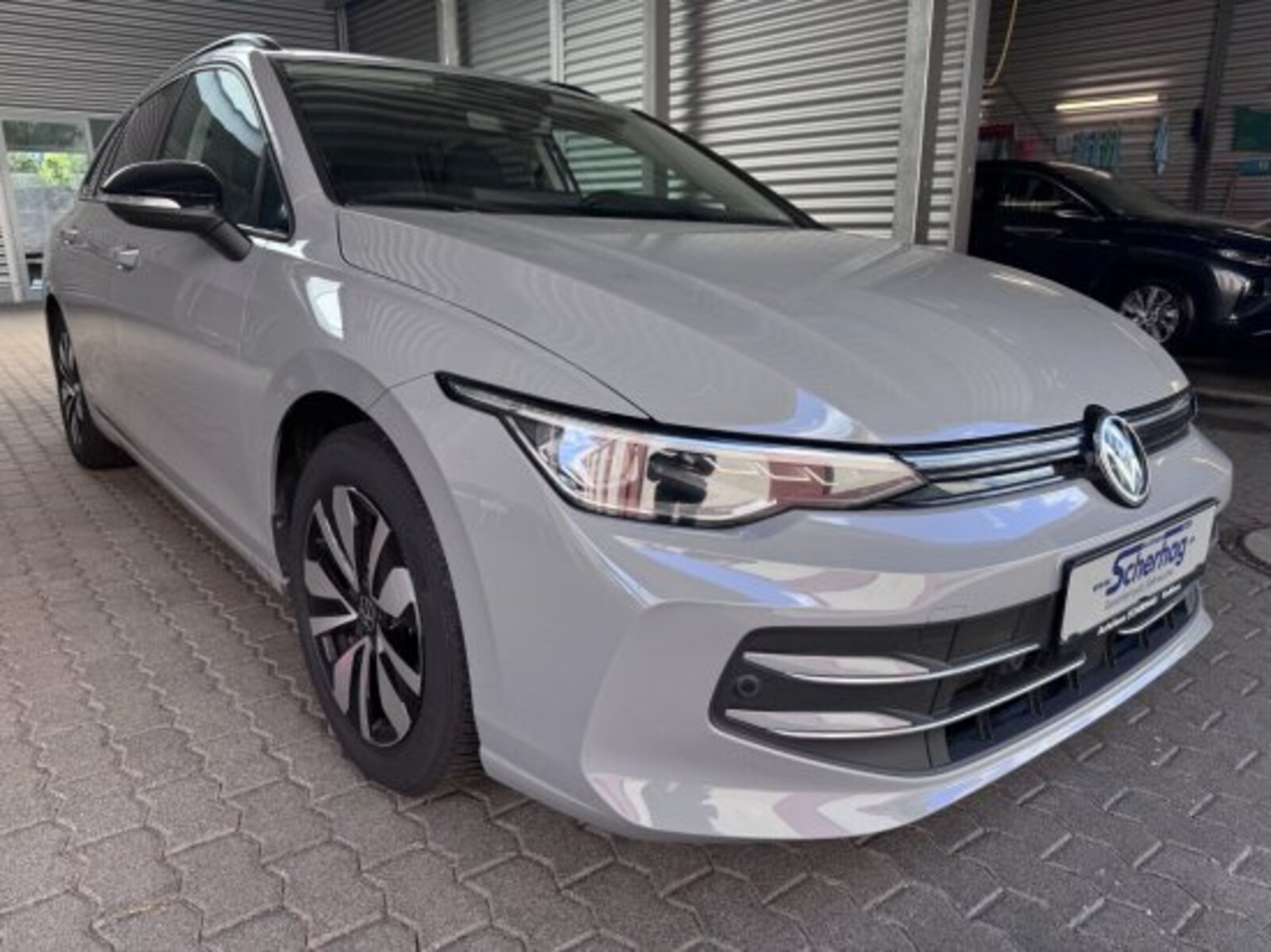 Volkswagen Golf Variant – Bild 7