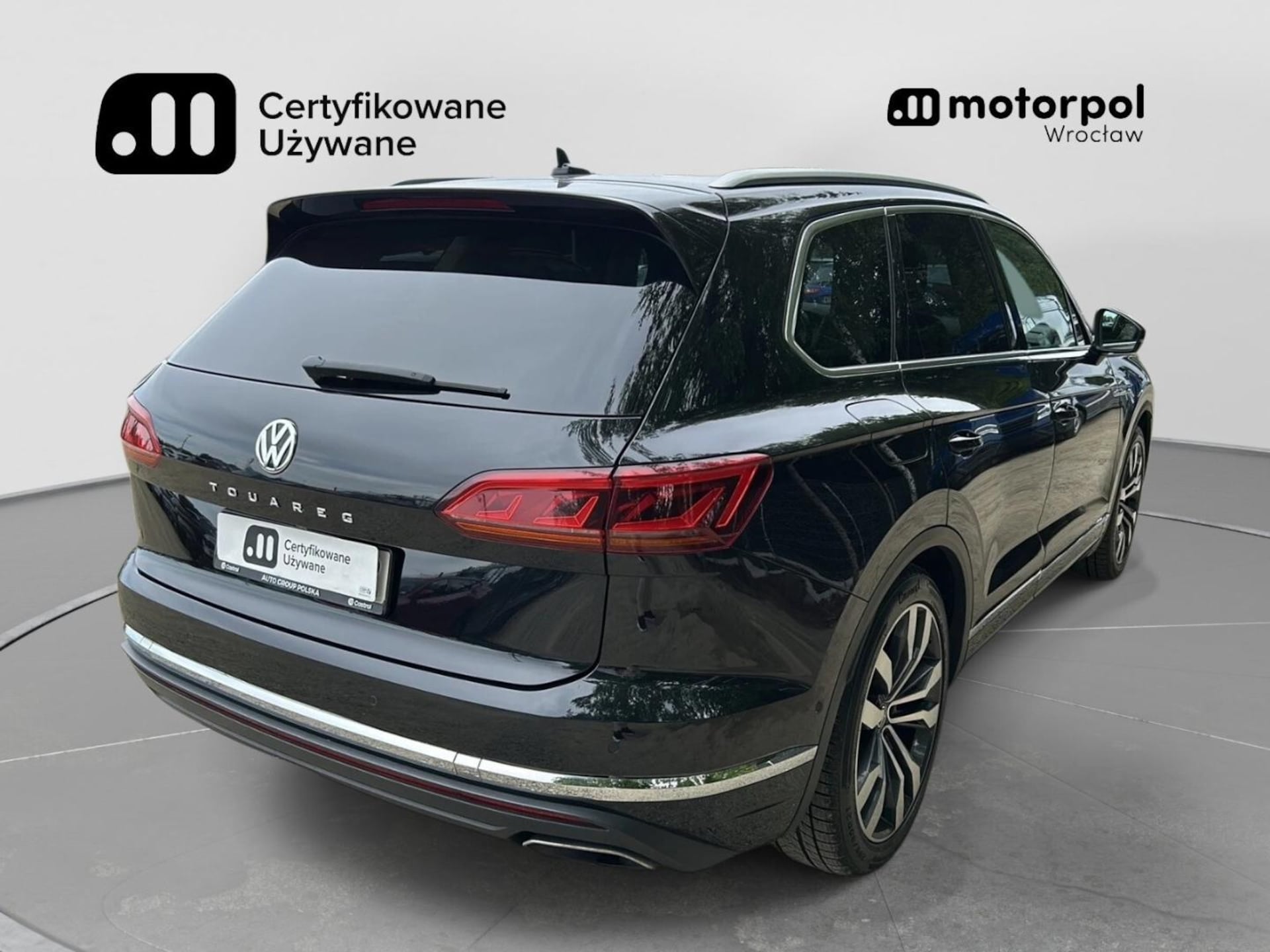 Volkswagen Touareg Model bazowy