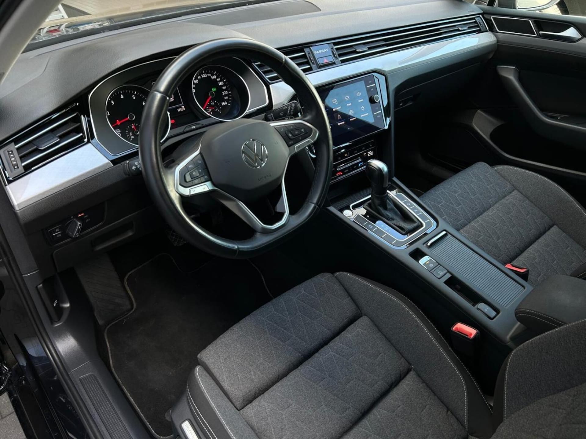 Volkswagen Passat Variant Business