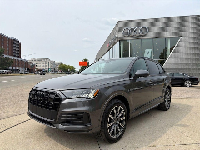 Photo of 2023 Audi Q7 