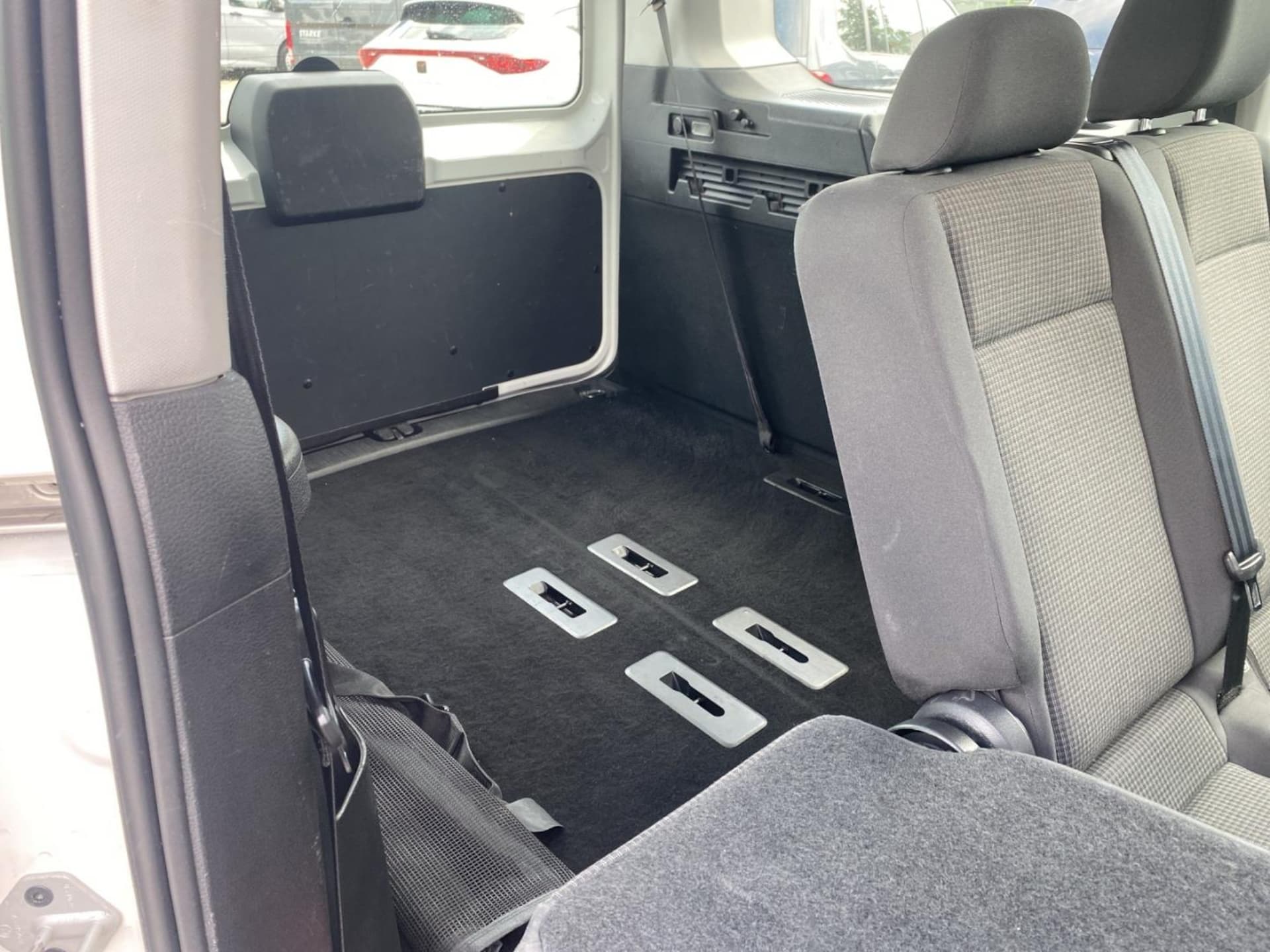 Volkswagen Caddy Maxi Basis-Modell