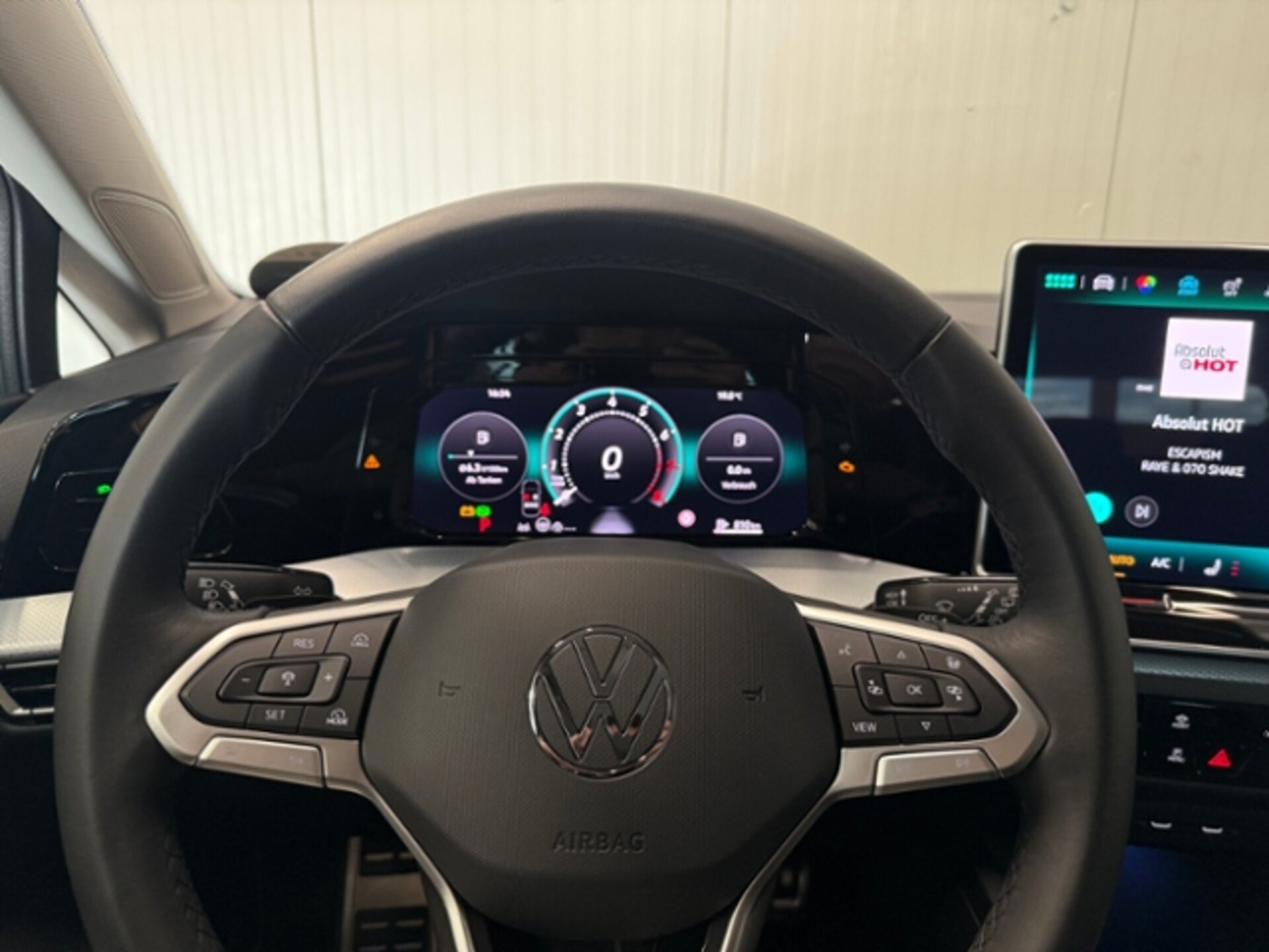 Volkswagen Golf Life