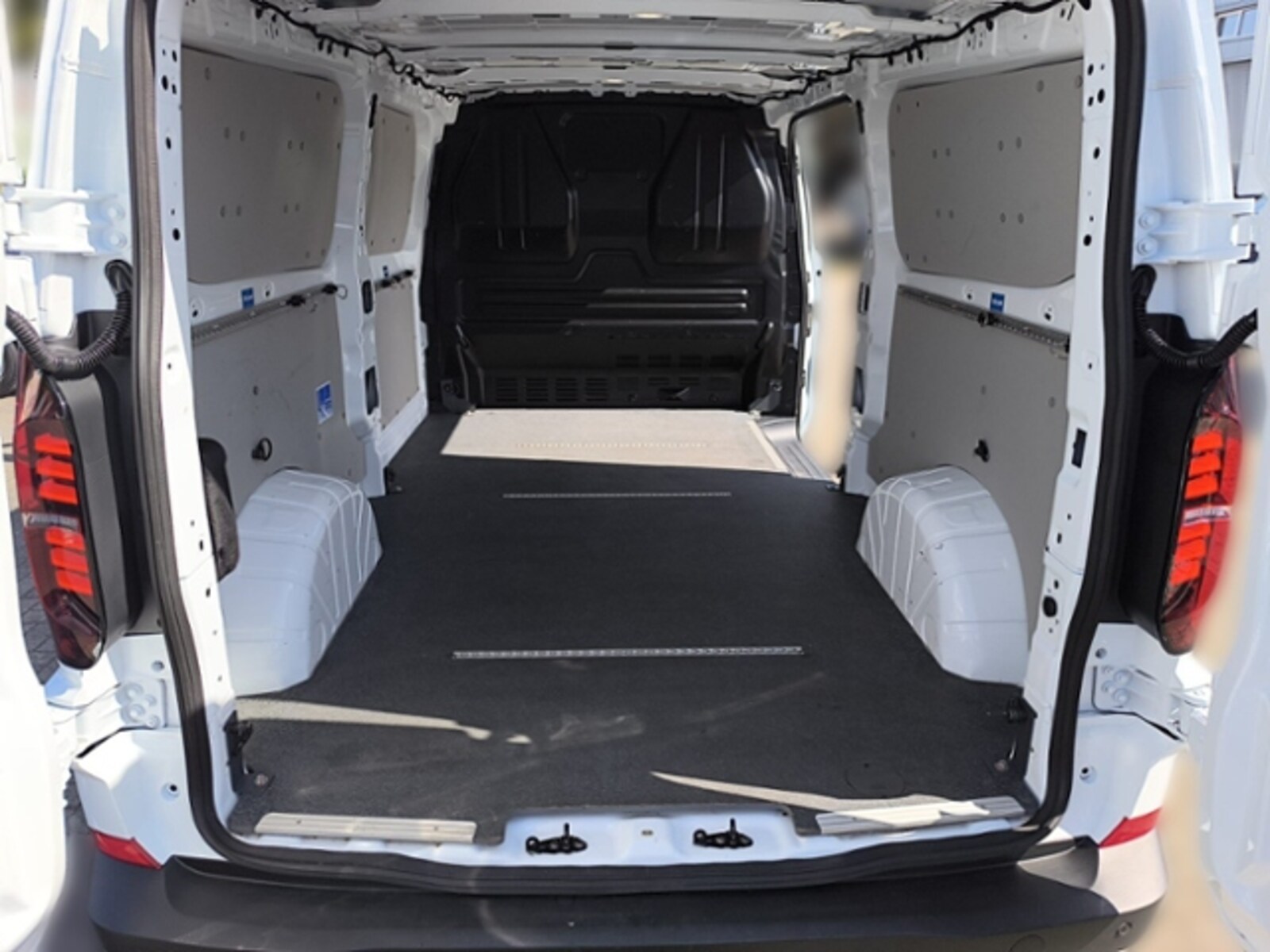 Volkswagen Transporter Kasten langer Radstand – Bild 26
