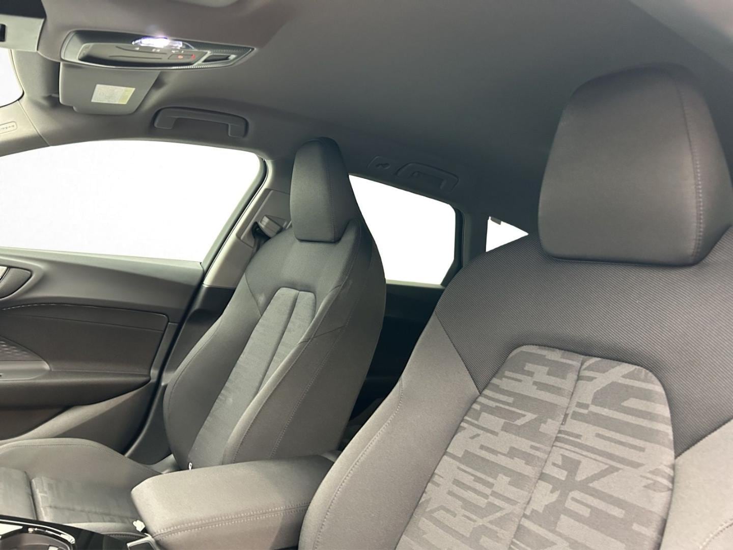 Bild über Audi A5 Avant e-hybrid e-hybrid quattro 220 kW S tronic - für weitere Informationen kontaktieren Sie den Audi Partner