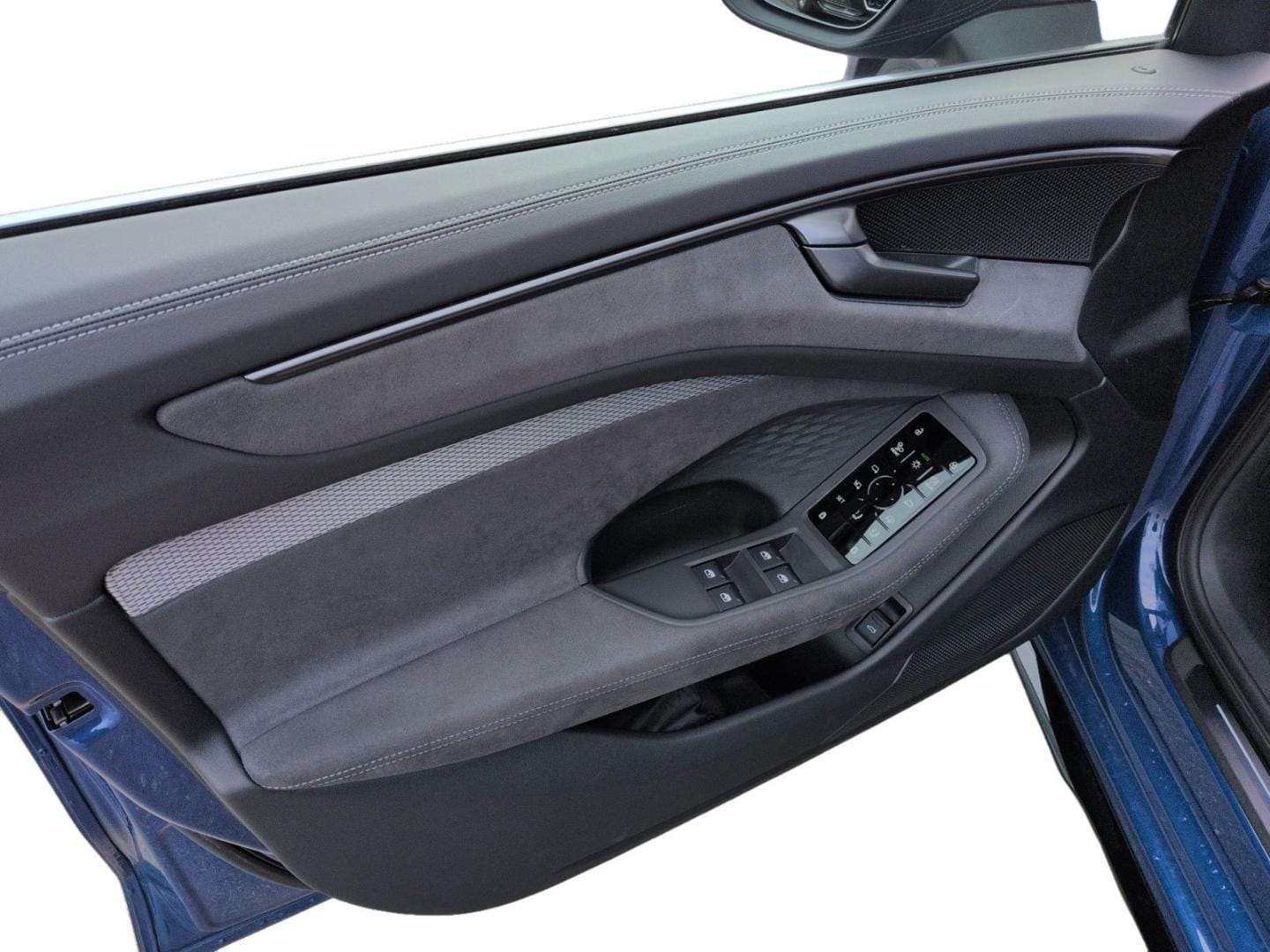 Bild über Audi A6 Avant TDI 150 kW S tronic - für weitere Informationen kontaktieren Sie den Audi Partner