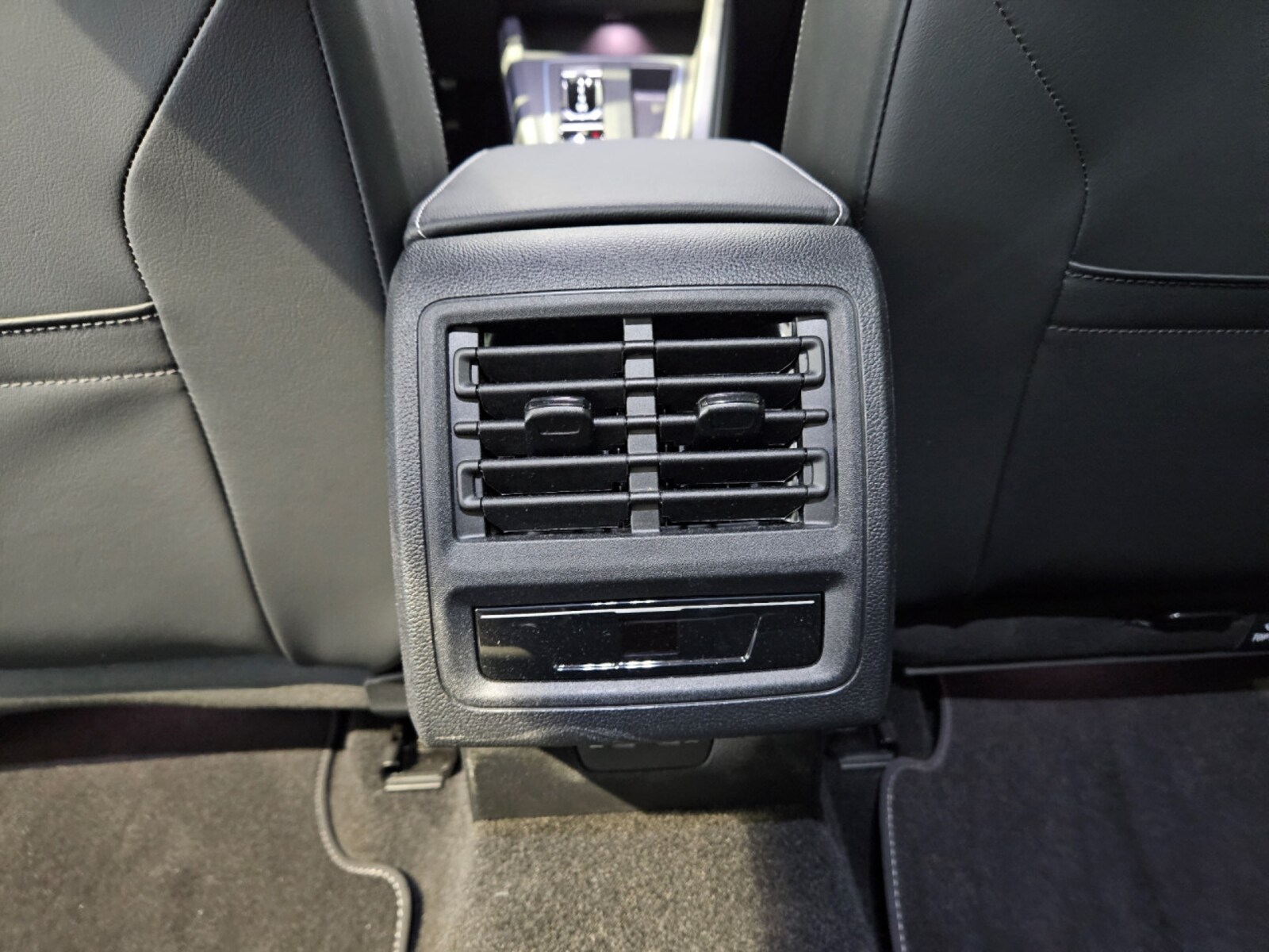Volkswagen Golf Variant – Bild 9