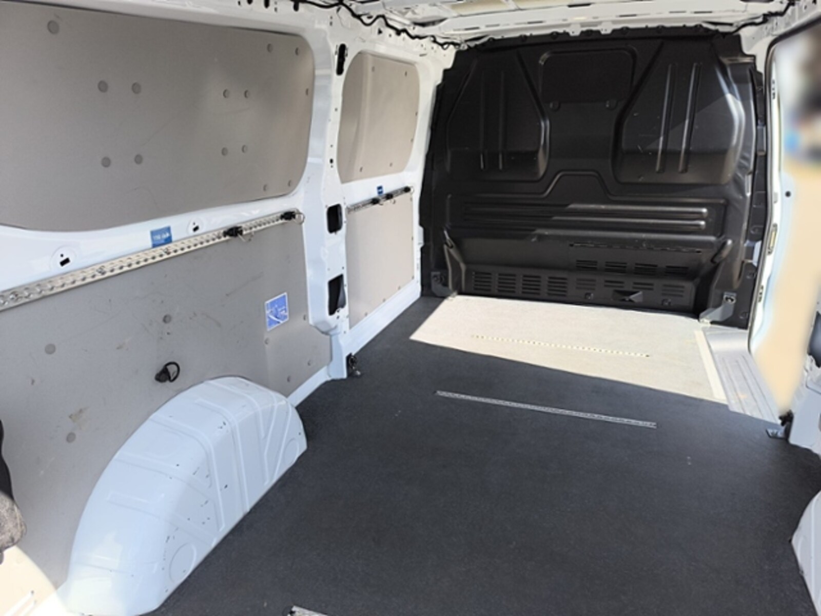 Volkswagen Transporter Kasten langer Radstand – Bild 27