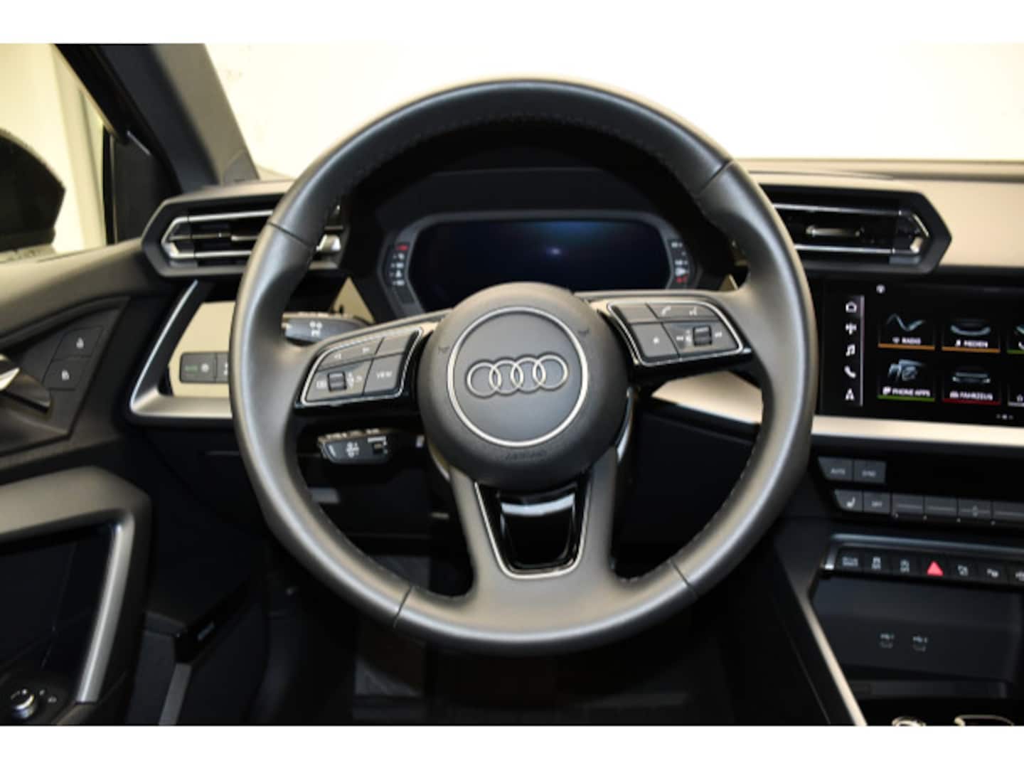 Bild über Audi A3 Sportback advanced 35 TFSI S tronic - für weitere Informationen kontaktieren Sie den Audi Partner