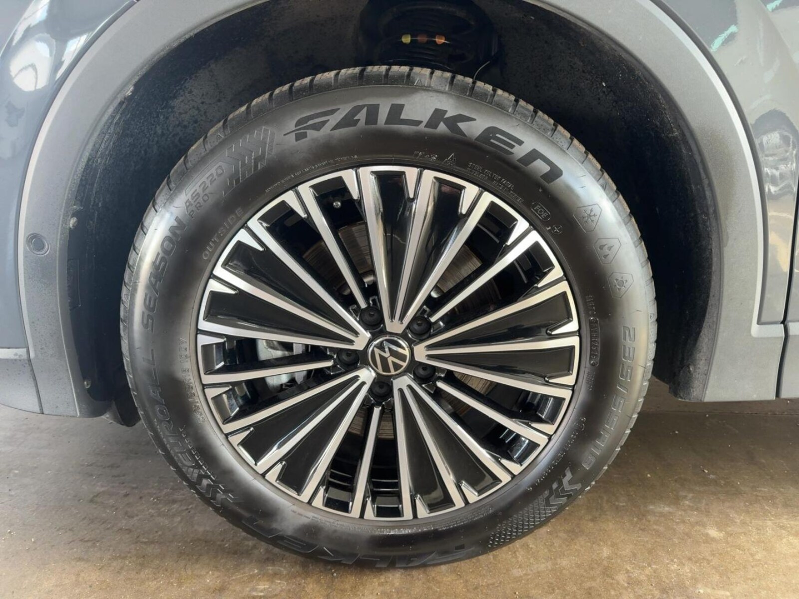 Volkswagen Tiguan – Bild 14