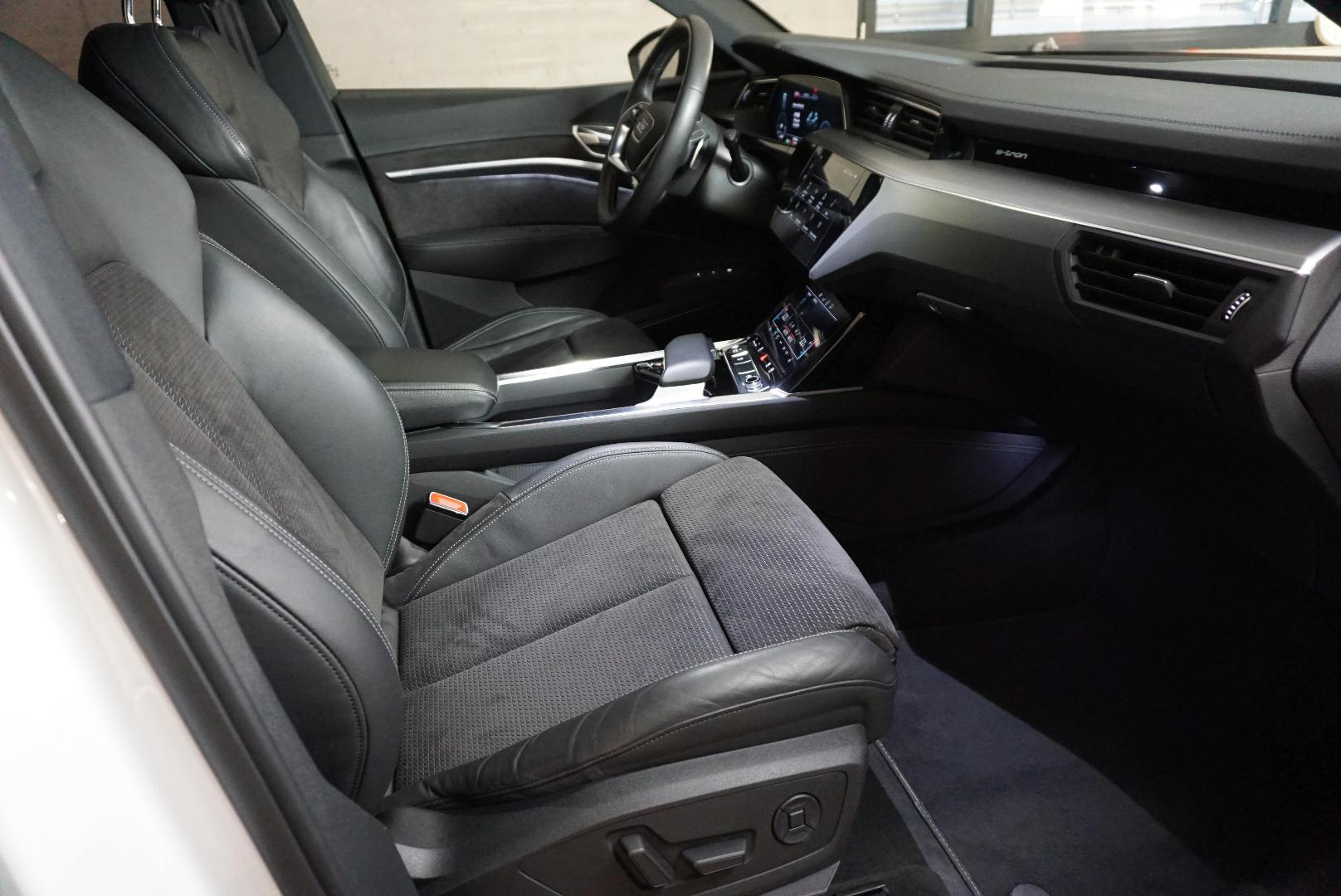 Image about Audi e-tron advanced 55 quattro 300,00 kW